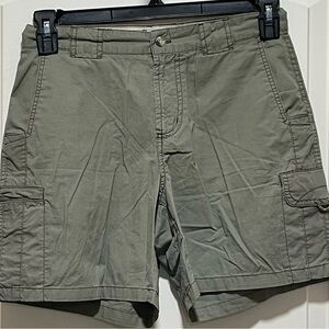 Columbia Womens Sz 6 6” Light Green Hiking Athletic Outdoor Cargo Shorts